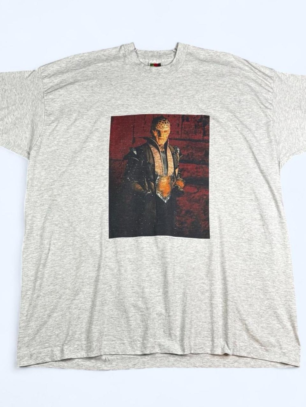 Vintage 90s Babylon 5 G’Kar T-Shirt XXL USA Single Stitch Misprint Sci-Fi Cult